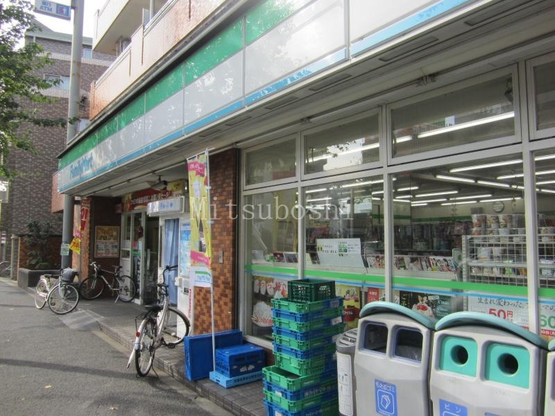 コンビニ　ファミリーマート新桜台店（コンビニ）まで222m