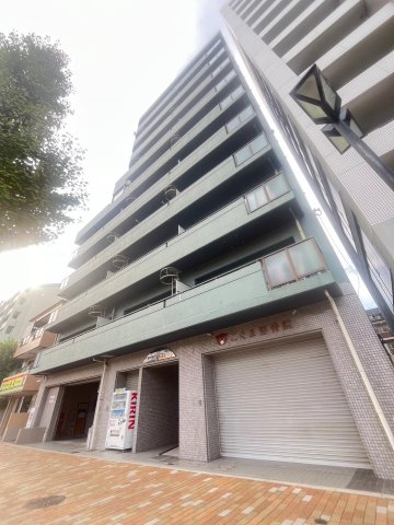 建物外観　外観は落ち着いています
