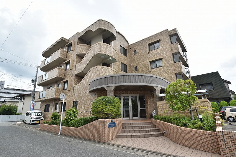 建物外観　オシャレな外観です！