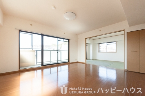 居室・リビング　別部屋参考画像。現況優先です。