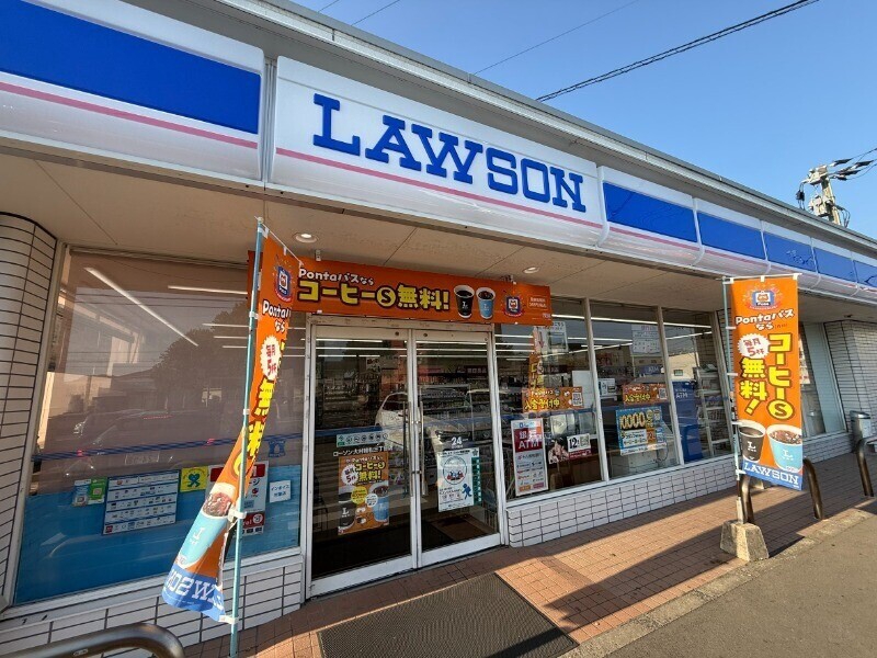 コンビニ　ローソン大村植松三丁目店（コンビニ）まで573m