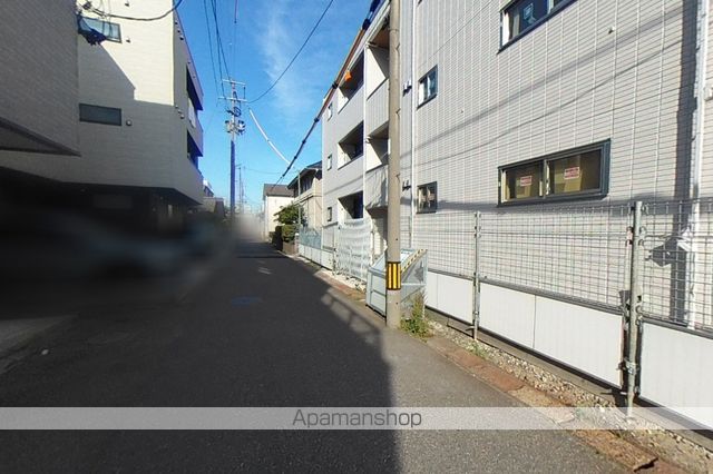 その他　前面道路（その他）まで0m