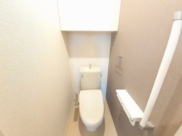 トイレ　シンプルで使いやすいトイレです