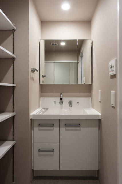 洗面設備　※写真は同タイプ住戸です。