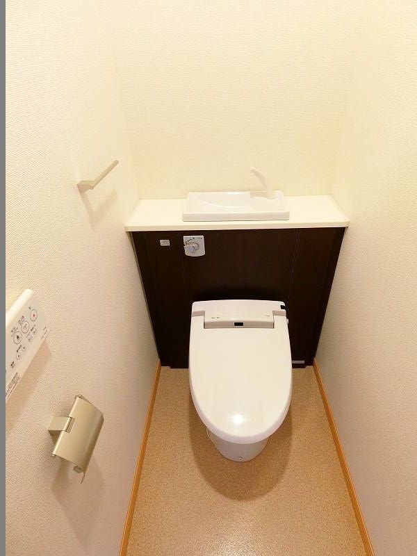 トイレ　図面と現状に相違がある場合には現状を優先