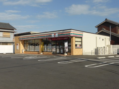 コンビニ　セブンイレブン 碧南日進町2丁目店（コンビニ）まで1055m