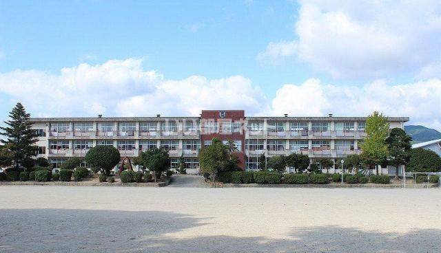 小学校　伊万里市立大坪小学校（小学校）まで1879m