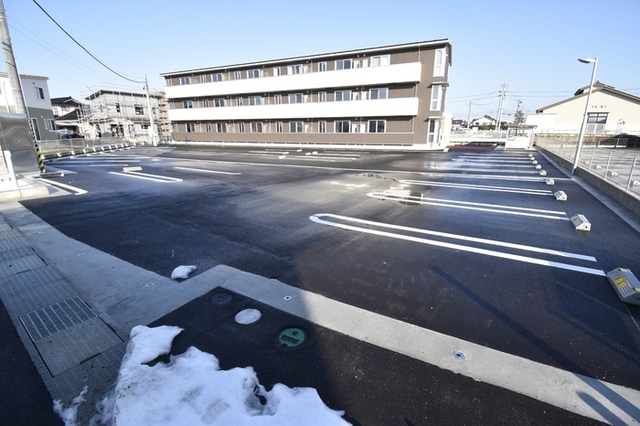 駐車場　駐車場