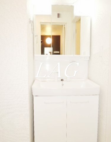 洗面設備　洗面台です。（同仕様です）