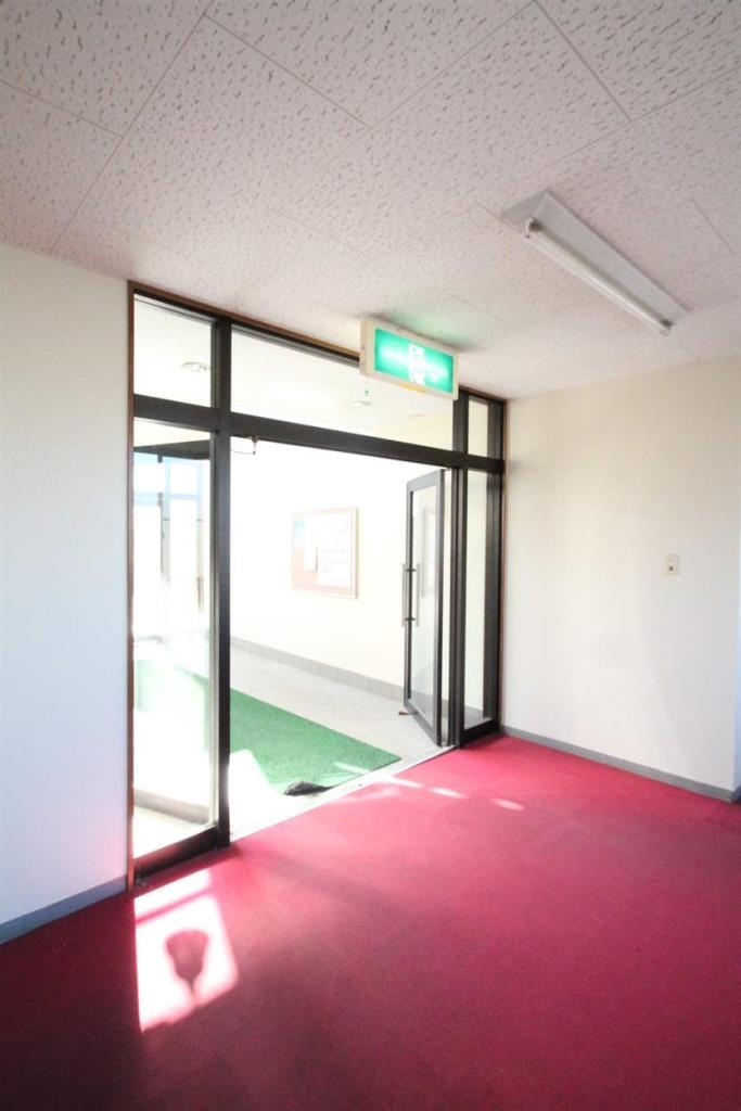 その他　エントランスです