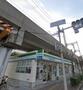 コンビニ　ファミリーマート八尾桜ヶ丘一丁目店（コンビニ）まで265m