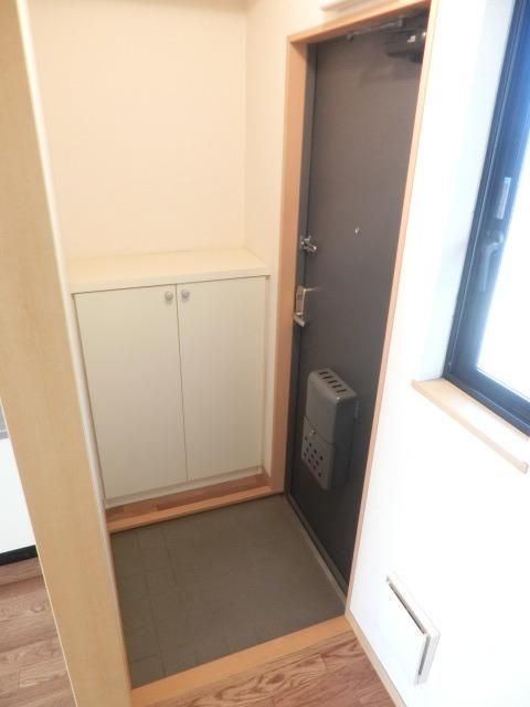 玄関　シューズボックス完備の玄関です