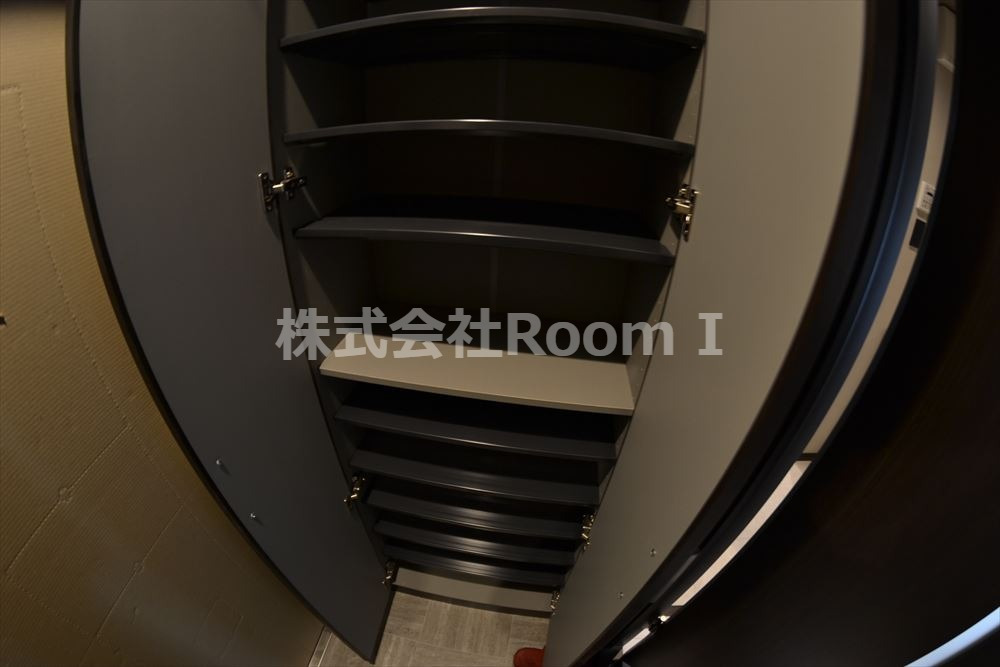 玄関　きれいな玄関です