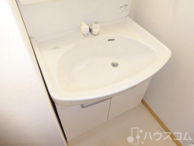 洗面設備　シャンプードレッサーなので忙しい朝も安心☆