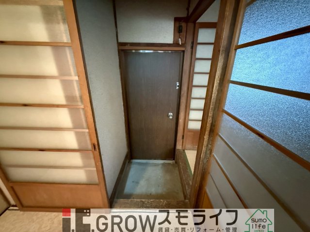阪急神戸線 春日野道駅 徒歩13分 2階建 築67年の玄関写真
