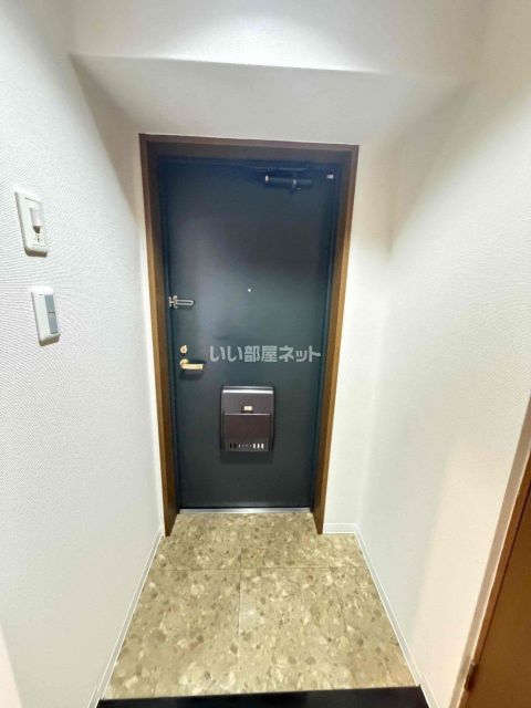 パルシオ三宮フラワーロードの玄関写真