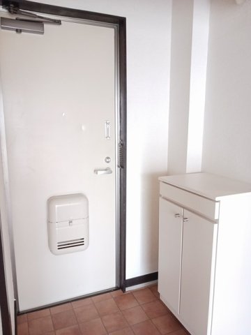 玄関　落ち着いた玄関です