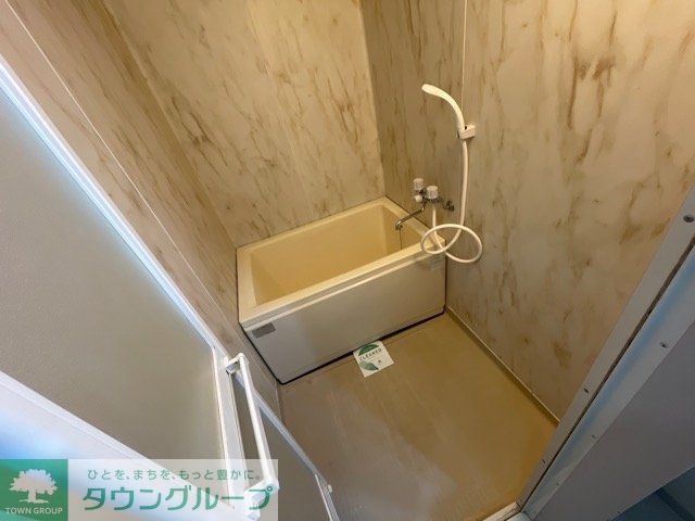 ＪＲ高崎線 尾久駅 徒歩4分 7階建 築37年の風呂写真