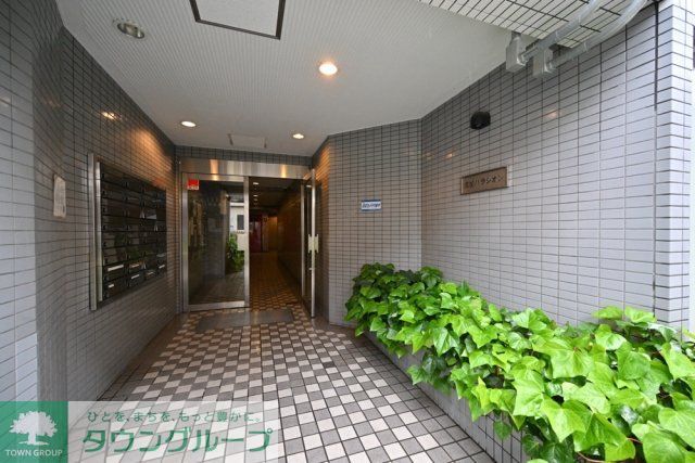 ＪＲ高崎線 尾久駅 徒歩4分 7階建 築37年の外観写真