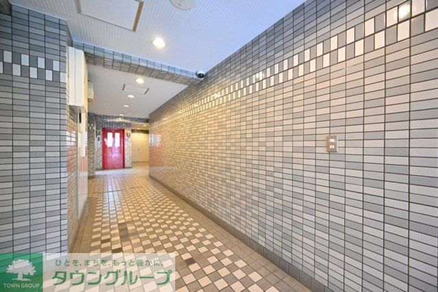 ＪＲ高崎線 尾久駅 徒歩4分 7階建 築37年の外観写真