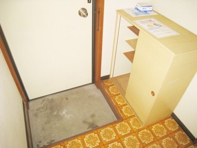 玄関　★お部屋探しは株式会社タウンハウジング東京まで★