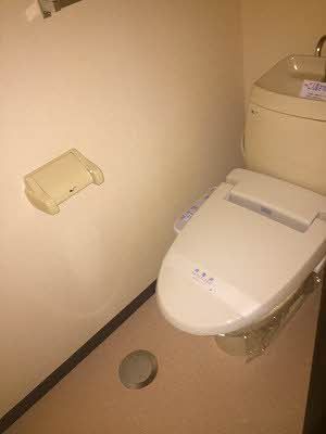 広島電鉄江波線 舟入本町駅 徒歩8分 4階建 築38年のトイレ写真