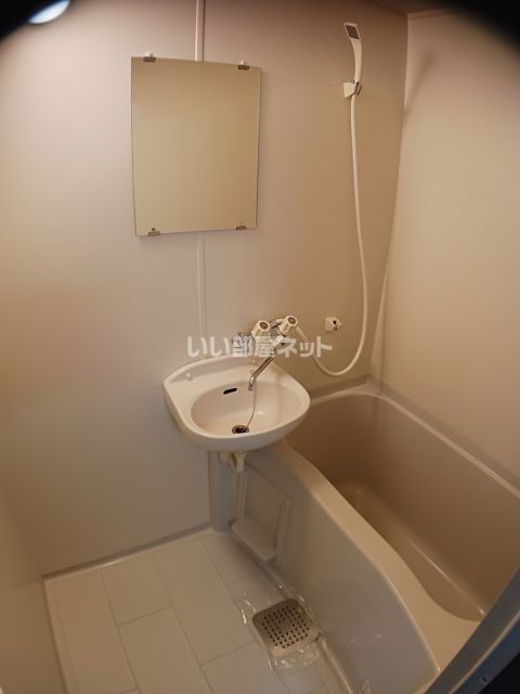 ハウスナサIIAの風呂写真