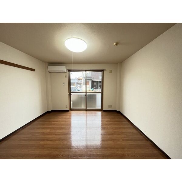 Sunny Cosmoの居間写真