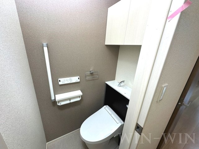 トイレ　イメージ（同施工会社同一モデルの写真です）
