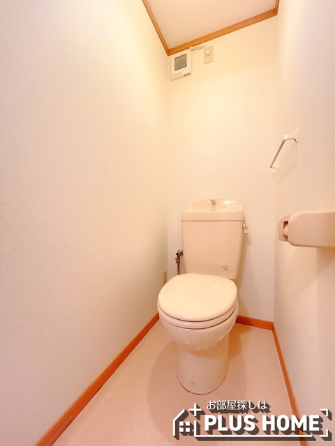 南海加太線 西ノ庄駅 徒歩10分 2階建 築24年のトイレ写真