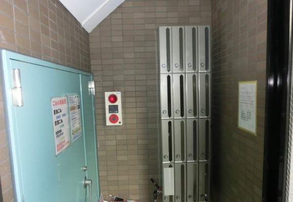クロワール北梅田の外観写真