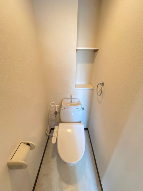 クロワール北梅田のトイレ写真