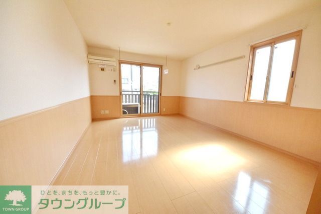 居室・リビング　お問合せはタウンハウジングまで！※現地待合わせ相談可能