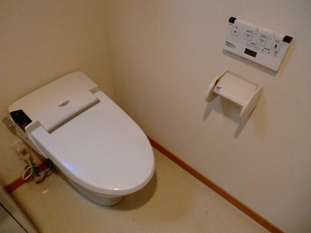 トイレ　※写真と異なる場合は現状優先。