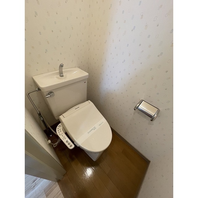 タウンハウス金衛町のトイレ写真