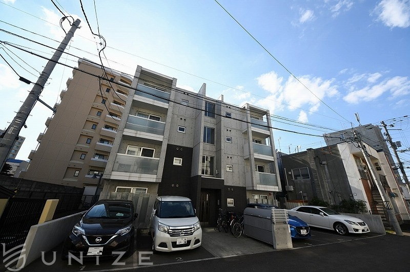 地下鉄南北線 平岸駅 徒歩7分 築12年