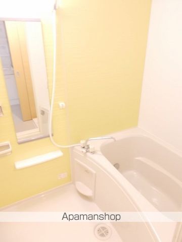 ヴィラ フォレスト IIの風呂写真