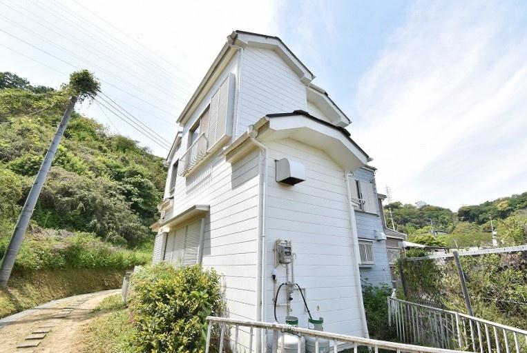 東逸見町3丁目戸建て
