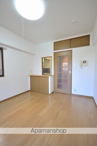 ＪＲ鹿児島本線 箱崎駅 徒歩12分 4階建 築24年の内装写真
