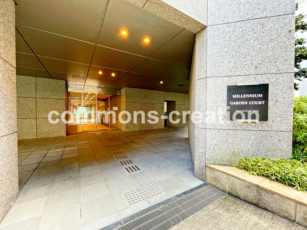 スーパー　成城石井麹町店（スーパー）まで435m