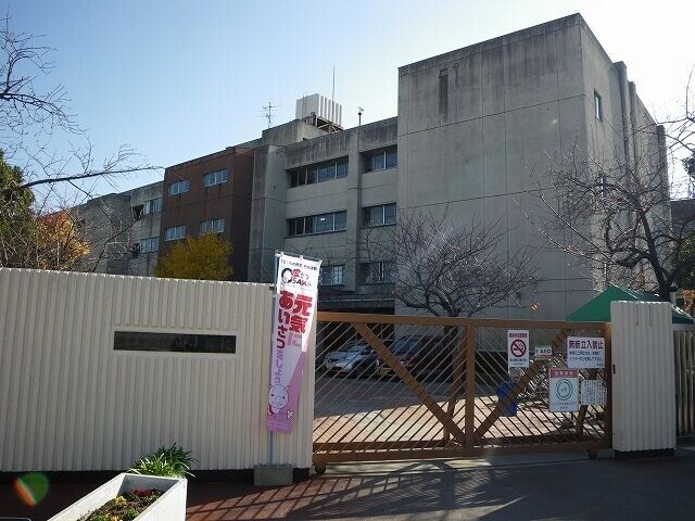 小学校　神田小学校（小学校）まで468m