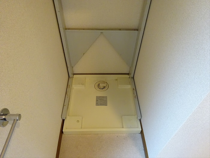 洗面設備　洗濯機置き場