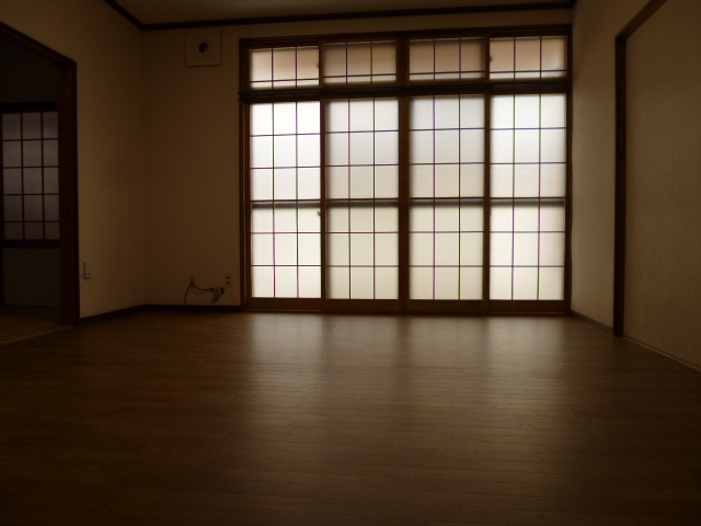 居室・リビング　その他和室が3つあります。