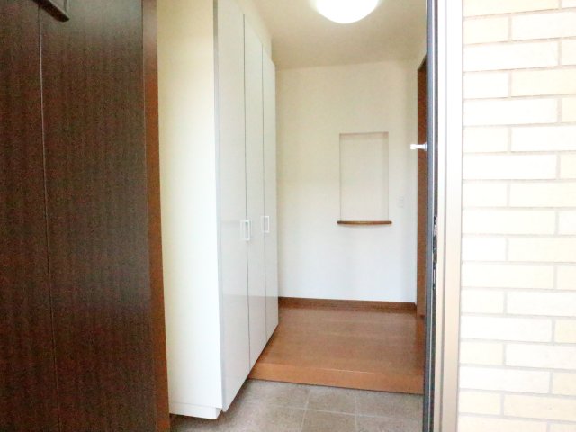 M’sCOURT学園前の玄関写真