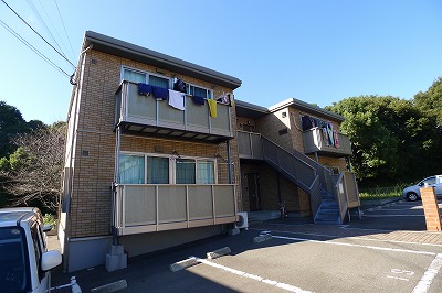 遠賀郡岡垣町大字吉木のアパートの建物外観