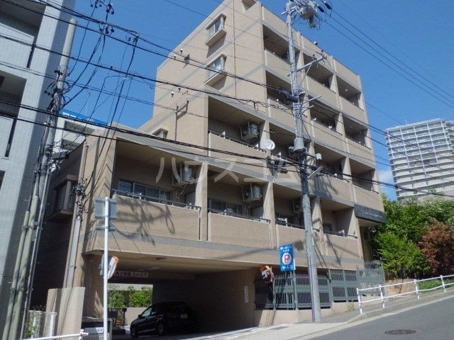 名古屋市千種区星が丘元町のマンションの建物外観