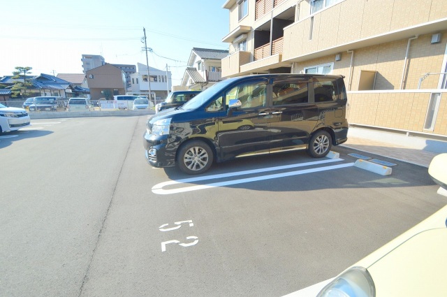 郵便局　呉天応郵便局（郵便局）まで106m