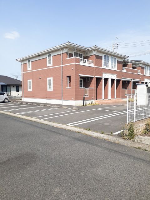 【登米市中田町石森のアパートの駐車場】