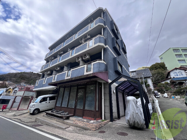 神戸市長田区雲雀ケ丘のマンションの建物外観