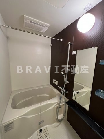 バス・シャワールーム　【プレサンス堺筋本町駅前】ゆったり過ごせるお風呂です